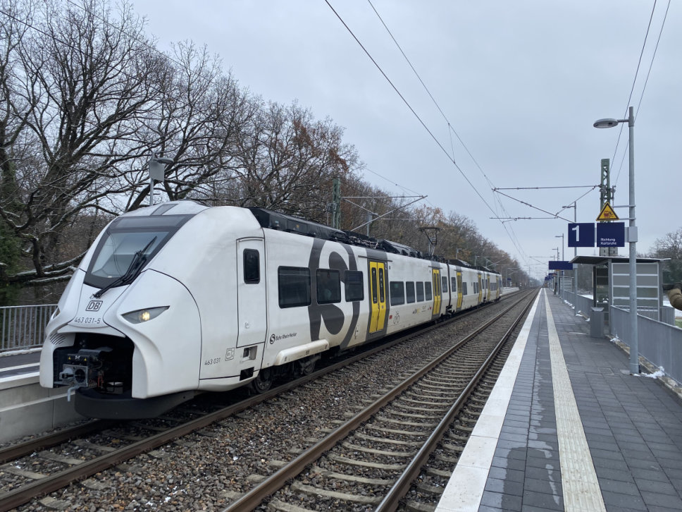 Foto S-bahn Schwetzingen-hirschacker-ii-kl